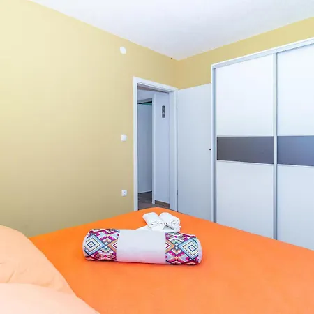 Nyaraló 2 Bedroom Gorgeous In