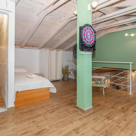 Nyaraló 2 Bedroom Gorgeous In Klenovica