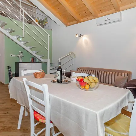 2 Bedroom Gorgeous In *