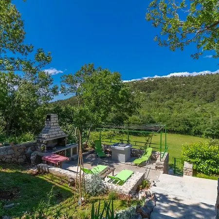 2 Bedroom Gorgeous In *